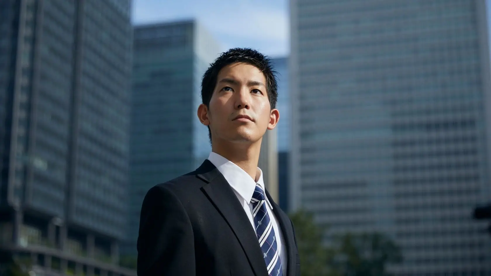 What Is the Minimum Investment for an E-2 Visa?
